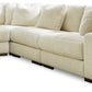 Lindyn Sectional