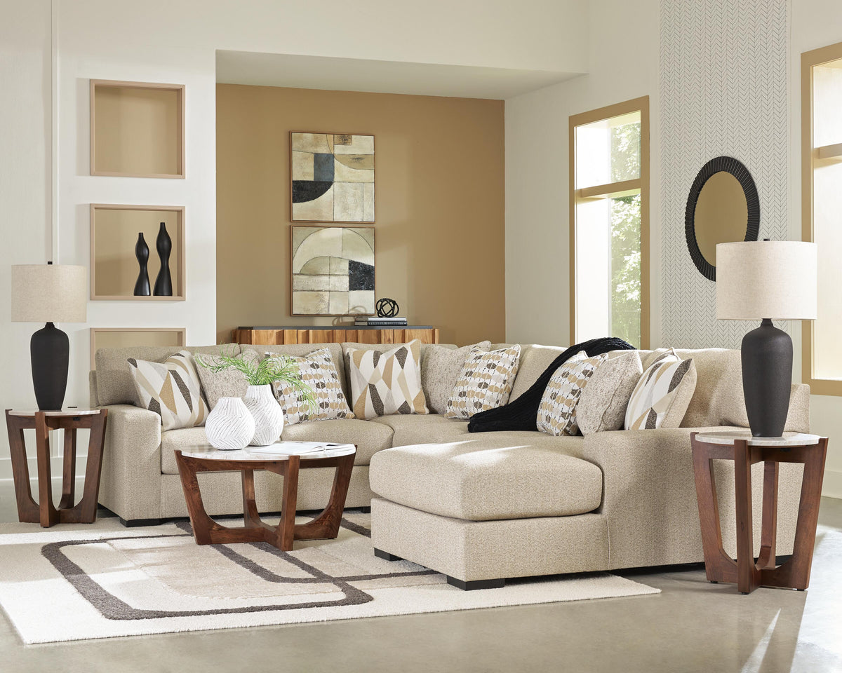 Laurelgrove 4-Piece Sectional with Chaise
