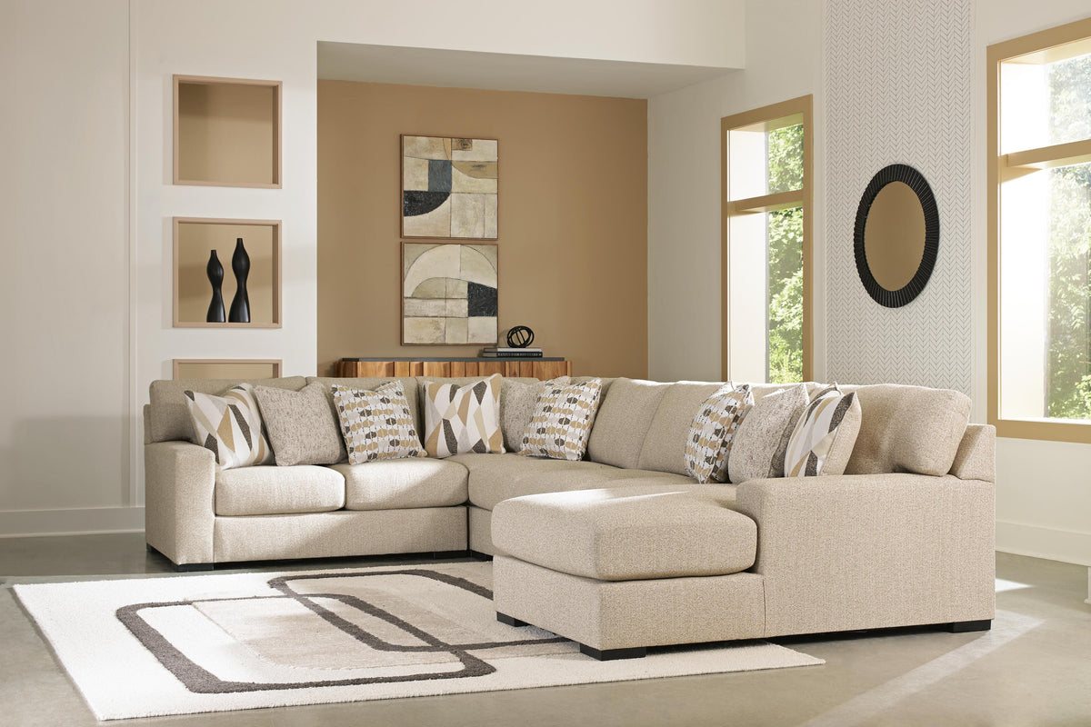 Laurelgrove 5-Piece Sectional with Chaise