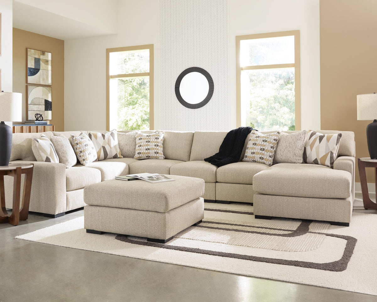 Laurelgrove 5-Piece Sectional with Chaise