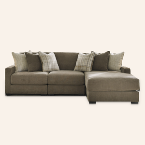 Pleasant Ridge Sectional with Chaise
